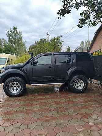 Продам Nissan pathfinder Харцызск