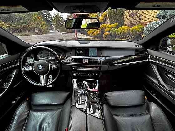 в продаже молодёжный стильный седан BMW 5 серии M-Full в кузове f10 2013 года выпуска Донецк
