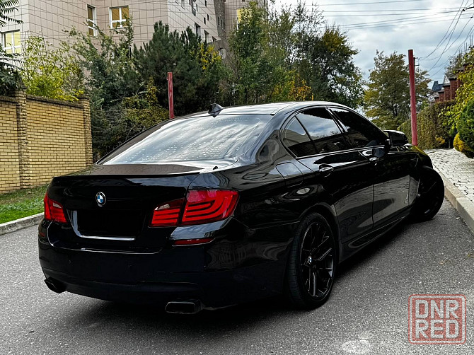в продаже молодёжный стильный седан BMW 5 серии M-Full в кузове f10 2013 года выпуска Донецк - изображение 3