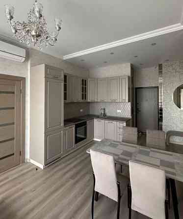 Сдаётся светлая 2-комнатная квартира с евроремонтом в Калининском районе Донецк