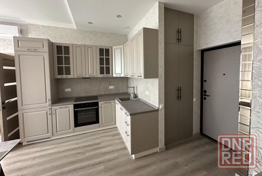 Сдаётся светлая 2-комнатная квартира с евроремонтом в Калининском районе Донецк - изображение 1