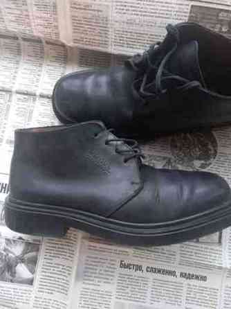 Ботинки мужские чёрные б\у деми кожа р-р40 Донецк