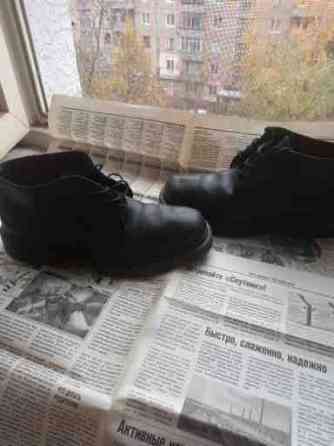 Ботинки мужские чёрные б\у деми кожа р-р40 Донецк