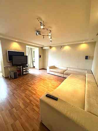 Продажа крупногабаритная 3-ком.кв. 80м2. Центр Донецка. Донецк