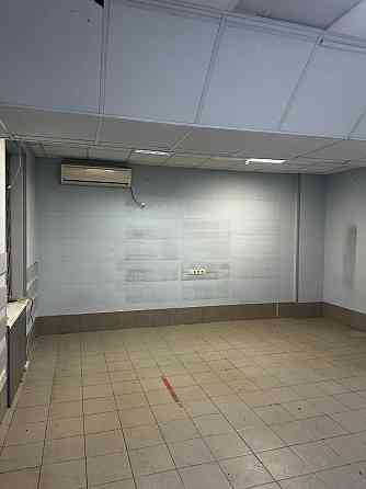 Торговое пом-е, Университетская 80, Донецк