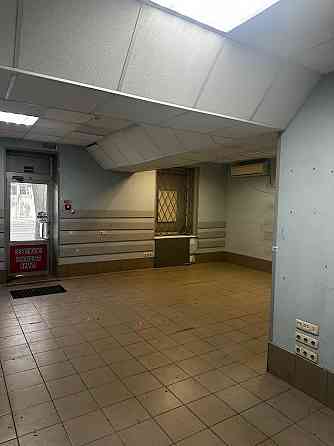 Торговое пом-е, Университетская 80, Донецк