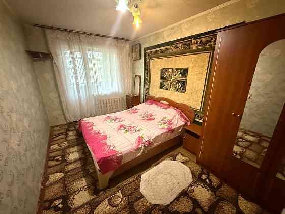 Продам 3 комн. кв., 65 кв.м., 2/9 эт., автономное отопление - Макеевка, мкр. Зелёный Макеевка