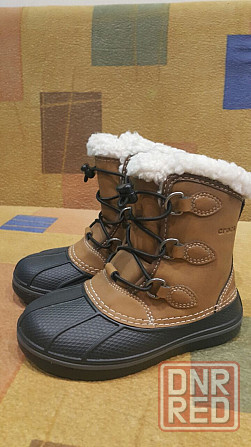 Детские зимние ботинки CROCS Allcast ll boot размер с9 - 1500 руб. Новые. На ножку 15,5-16 см Донецк - изображение 1