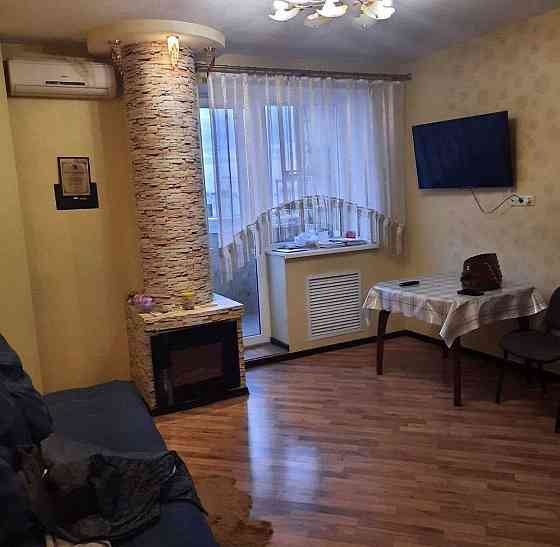 Сдается уютная двухкомнатная квартира в Буденовском района, рядом с ледовой ареной Алмаз Донецк