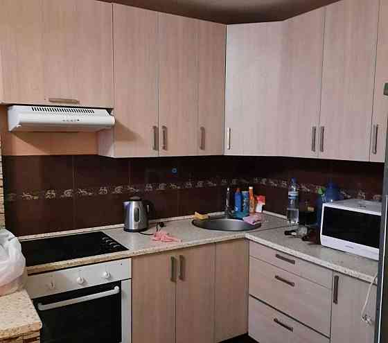 Сдается уютная двухкомнатная квартира в Буденовском района, рядом с ледовой ареной Алмаз Донецк