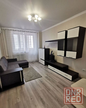 Сдам 1-комнатную квартиру в Ворошиловском районе, Донбасс Арена. Донецк - изображение 1