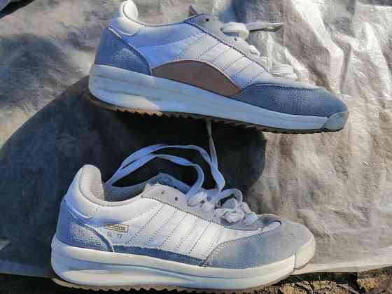 Продам кроссовки р. 41-41,5 Донецк