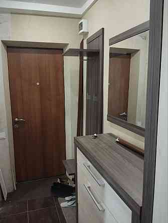 Продам двухкомнатную квартиру на Майском рынке лучший второй этаж Донецк