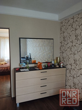 Продам двухкомнатную квартиру на Майском рынке лучший второй этаж Донецк - изображение 2