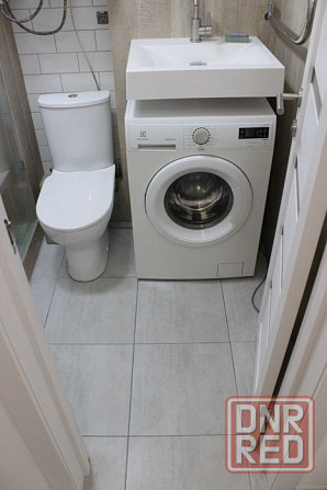 Сдам просторную двухкомнатную студию в Калининском районе на 4 этаже 5-этажного дома. Донецк - изображение 7