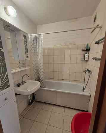 Сдам 1-комнатную квартиру в Ворошиловском районе, Белый Лебедь. Донецк