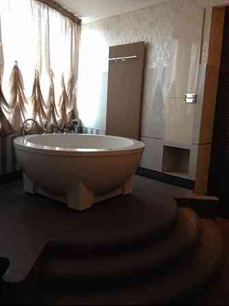 Продам отличную 4к кв новострой Центральный Донецк