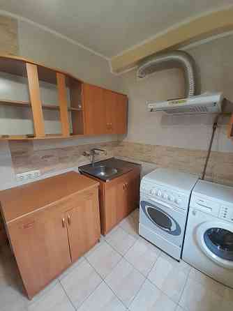 продам 1к Днепродзержинская, 3/5, с ремонтом и мебелью Донецк