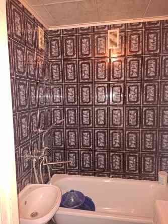 Продам отличную 2х ком квартиру возле Галактики ж/д Донецк