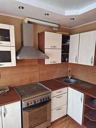 Продам отличную 2х ком квартиру возле Галактики ж/д Донецк