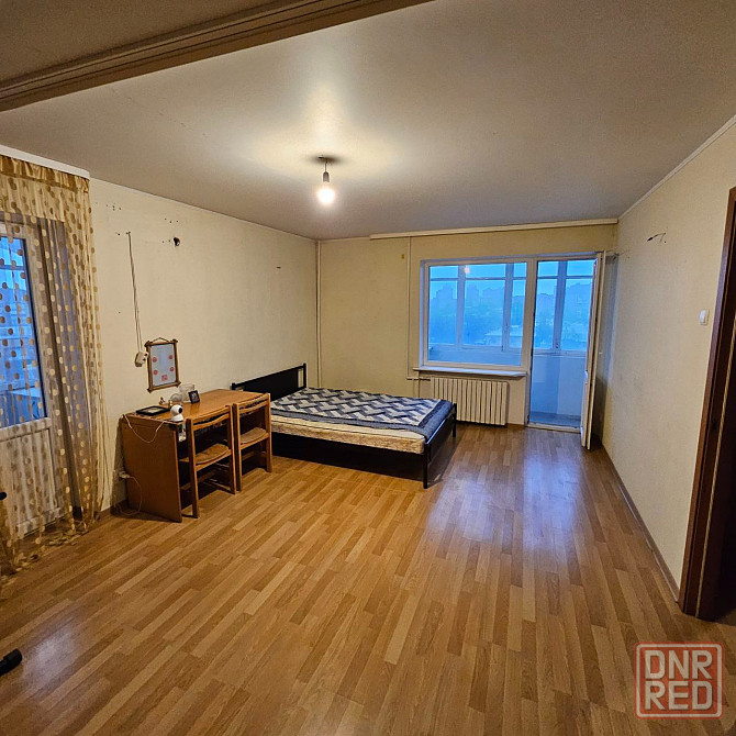 Продажа однокомнатной крупногабаритной квартиры в Калининском районе, улица Нижнеудинская. Донецк - изображение 2