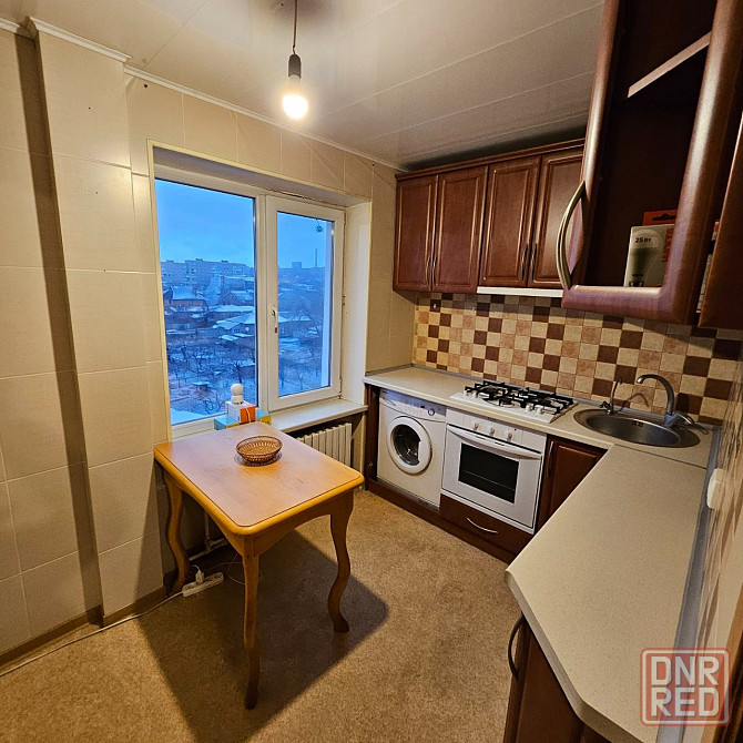 Продажа однокомнатной крупногабаритной квартиры в Калининском районе, улица Нижнеудинская. Донецк - изображение 3