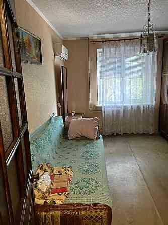 Продам 2-к кв. Калининский рынок. Донецк