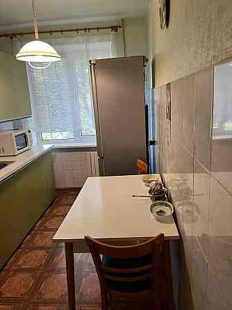 Продам 2-к кв. Калининский рынок. Донецк