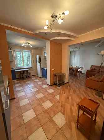 Предлагается на продажу шикарная 5-тикомнатная квартира Донецк