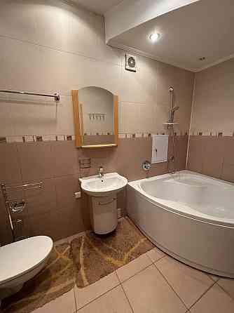 Трехкомнатная квартира на Оперном театре 82 м2 Донецк