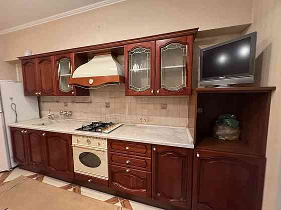 Трехкомнатная квартира на Оперном театре 82 м2 Донецк