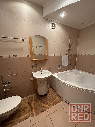 Трехкомнатная квартира на Оперном театре 82 м2 Донецк - изображение 1