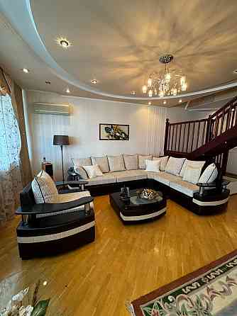 Двухуровневая четырехкомнатная квартира в Ворошиловском Донецк