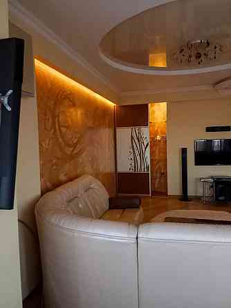 Продажа шикарной трехкомнатной квартиры в Ворошиловском районе бул.Шевченко! Донецк