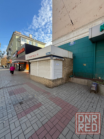 Продажа коммерческой Недвижимости - 15 квадратных метров Торгового Помещения в Центре Макеевки!Торг Макеевка - изображение 1