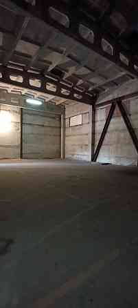 Сдам в аренду Склады 1200 м² с Рампой. Огороженная территория 1.7 га. Офис 300 м². Гараж. Макеевка