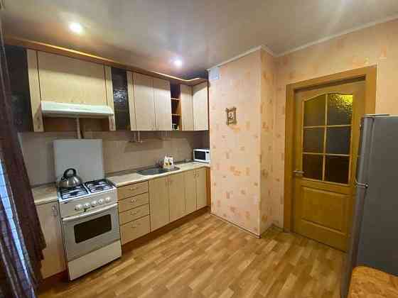 Сдам 1-комнатную квартиру в Калининском районе, Грузия. Донецк