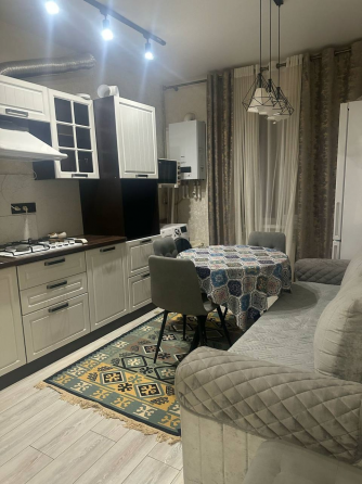 Сдам двухкомнатную комнатную квартиру в Ленинском районе Донецк