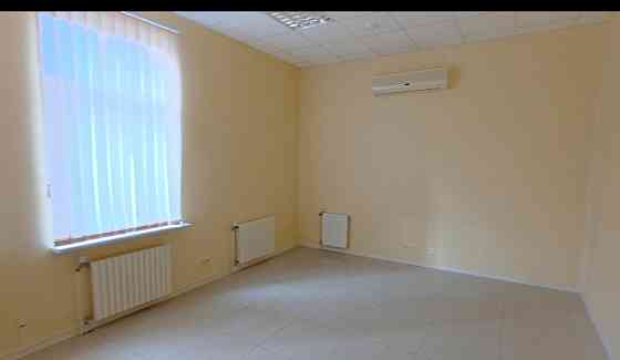 Офисное здание в хорошем состоянии, Горсад Донецк