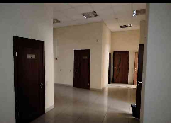 Офисное здание в хорошем состоянии, Горсад Донецк