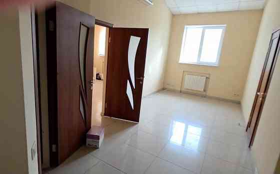 Офисное здание в хорошем состоянии, Горсад Донецк