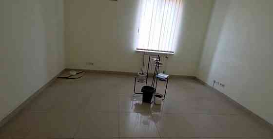 Офисное здание в отличном состоянии, аренда от 80кв и более, Горсад Донецк