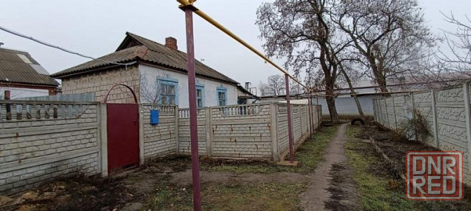Продаю 2-х комнатный дом в Ленинском районе, ул. Аксакова Донецк - изображение 1