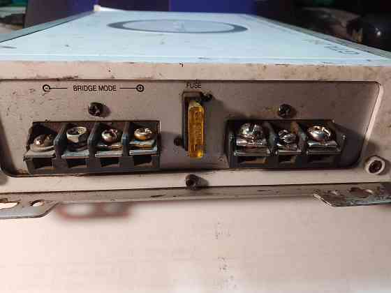 Усилитель Блаупункт + шнуры Макеевка