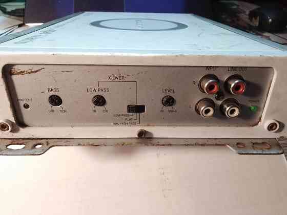 Усилитель Блаупункт + шнуры Макеевка