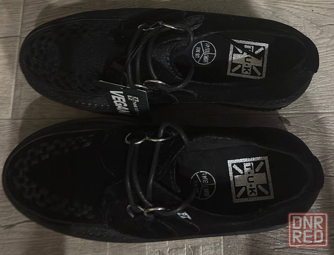 платформы StratoCreeper Black Velvet верх из черного бархата легкая подошва на платформе длинной 7,5 Донецк - изображение 2