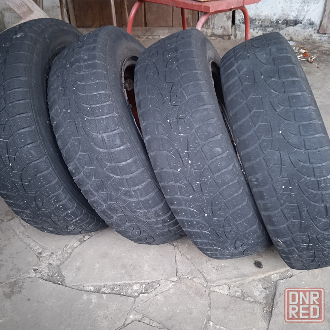 Продам зимние покрышки на Славуту Макеевка - изображение 1