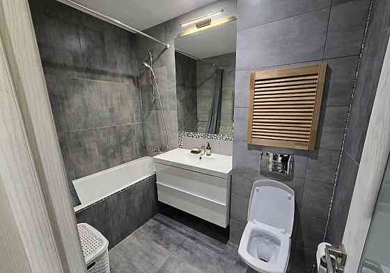 Cдaeтcя чиcтaя двухкомнатнaя квapтиpа в oтличном cостоянии, Киевский район, Донецк Сити Донецк