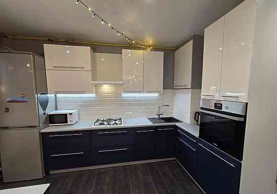 Cдaeтcя чиcтaя двухкомнатнaя квapтиpа в oтличном cостоянии, Киевский район, Донецк Сити Донецк