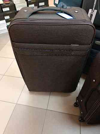 продам новый чемодан Донецк
